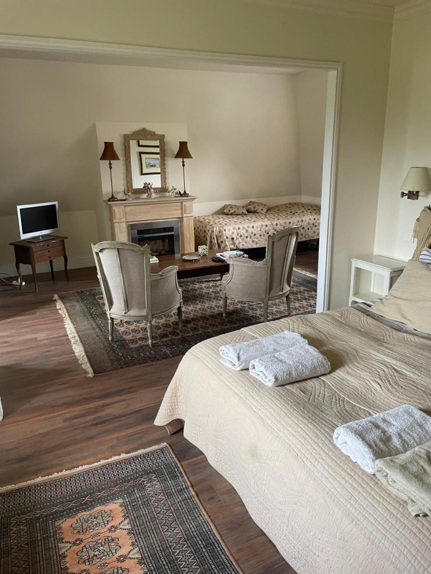 L'Oisette Bed and Breakfast Epiniac Eksteriør billede